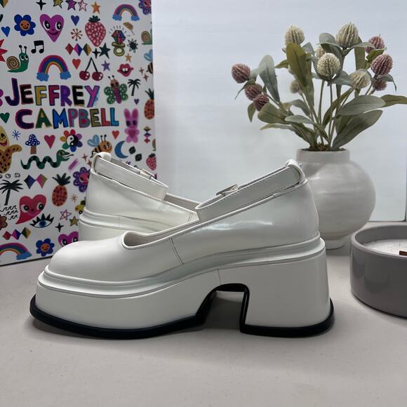 Jeffrey Campbell White Platform Shoes - Picture 6 of 11